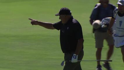 Ángel Cabrera holes out for birdie on No. 10 at Dominion Energy Charity Classic