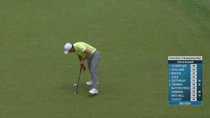 Collin Morikawa drains 7-foot putt for birdie on No. 13 at Travelers