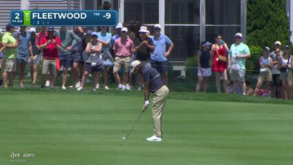 Tommy Fleetwood sinks 11-foot birdie putt on No. 2 at Travelers