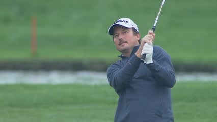 Tim Clark makes birdie on No. 18 at HSBC