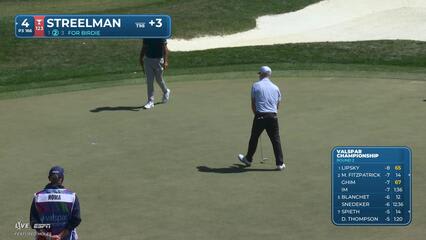 Kevin Streelman sinks 11-foot birdie putt on No. 4 at Valspar