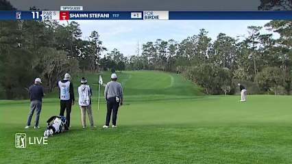 Shawn Stefani holes long birdie putt at AT&T Pebble Beach