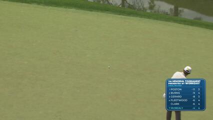 Maverick McNealy sinks 33-foot birdie putt on No. 5 at the Memorial