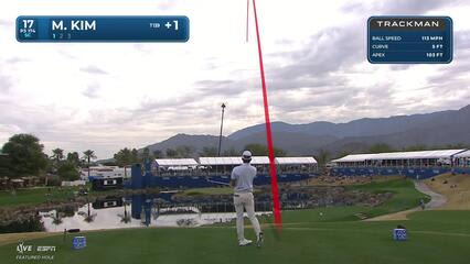 Michael Kim holes 62-foot birdie putt on No. 17 at The American Express