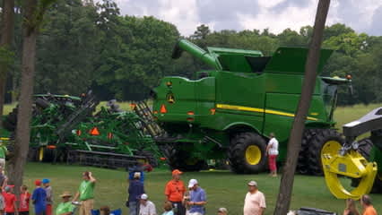 Wesley Bryan captures the clubhouse lead at John Deere