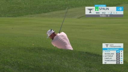 J.J. Spaun gets up-and-down from 131 yards for birdie on No. 18 at BMW Championship