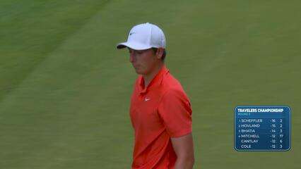 Benjamin James sinks 11-foot birdie putt on No. 10 at Travelers