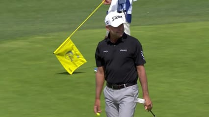 Rob Labritz taps in for birdie at Hoag Classic