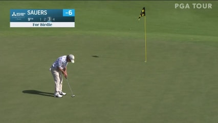 Gene Sauers sinks birdie putt at Mitsubishi