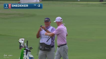 Brandt Snedeker sinks 5-foot putt for birdie on No. 1 at Charles Schwab
