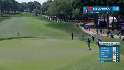 Christiaan Bezuidenhout drains 4-foot putt for birdie on No. 15 at ONEflight Myrtle