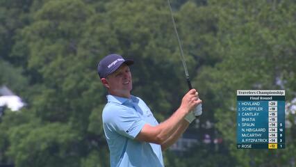 Justin Rose gets up-and-down from 90 yards for birdie on No. 2 at Travelers