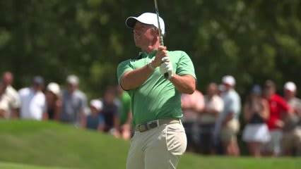 Rory McIlroy sinks 9-foot birdie putt on No. 1 at BMW Championship