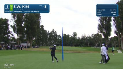 Si Woo Kim hits 205-yard approach to 28 feet, sets up birdie at The Genesis