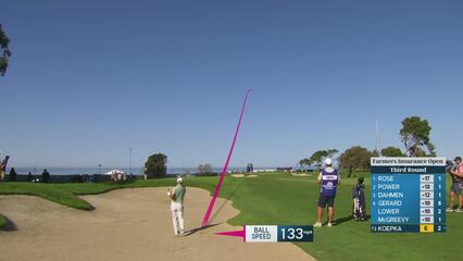 Brooks Koepka drains 54-foot birdie putt on No. 12 at Farmers