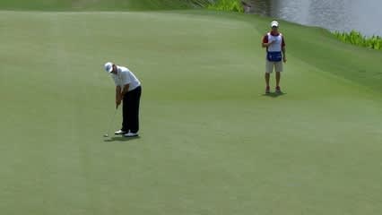 Nicholas Thompson makes a 19-foot birdie putt at Zurich