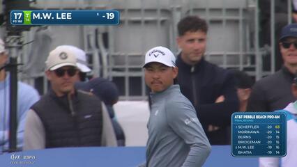 Min Woo Lee drains 18-foot birdie putt on No. 17 at AT&T Pebble Beach