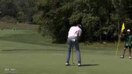 Ben Kohles drains 4-foot birdie putt on No. 8 at Biltmore Championship