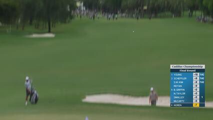 Alex Noren drains 4-foot putt for birdie on No. 1 at Cadillac