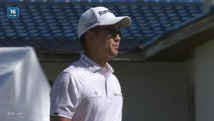 Michael Kim sinks 9-foot birdie putt on No. 16 at Sony Open