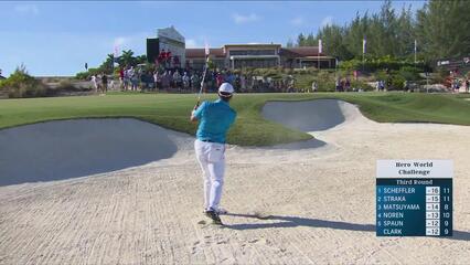 Hideki Matsuyama sinks birdie putt on No. 9 at Hero World Challenge