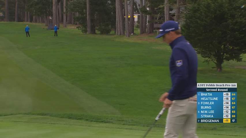 Jacob Bridgeman sinks 14-foot birdie putt on No. 18 at Pebble Beach
