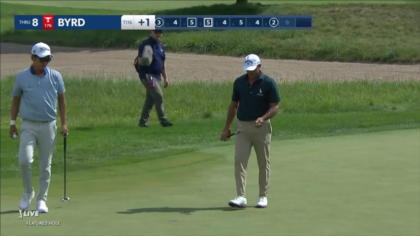 Jonathan Byrd drains a 30-foot birdie putt at 3M Open