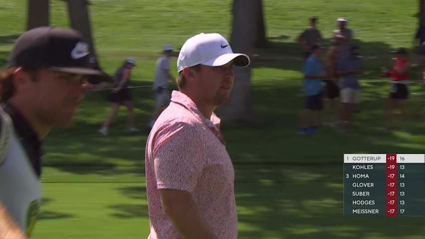 Chris Gotterup drains 14-foot putt for birdie on No. 17 at John Deere