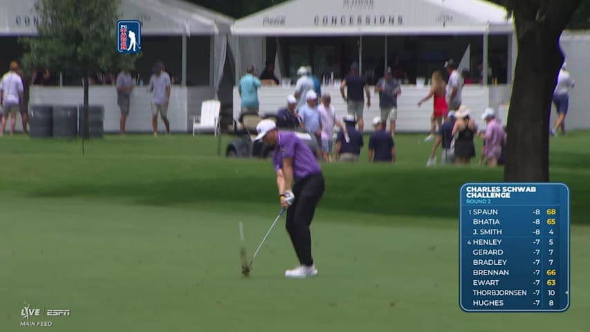 Mackenzie Hughes's 111-yard approach sets up birdie on No. 9 at Charles Schwab