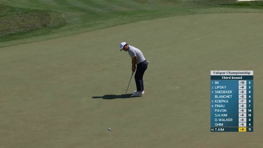 Tom Kim sinks 11-foot birdie putt on No. 12 at Valspar