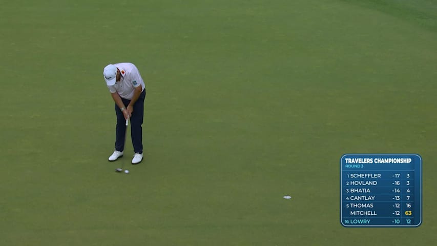Shane Lowry drains 8-foot putt for birdie on No. 13 at Travelers