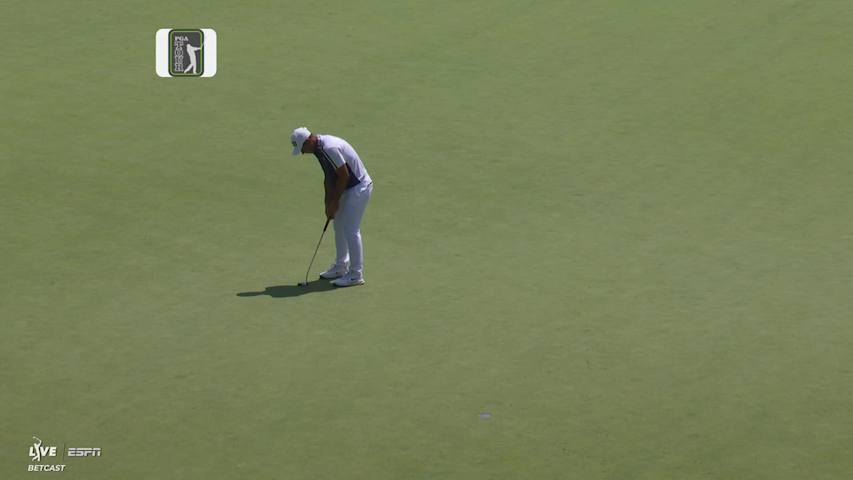 Viktor Hovland sinks 16-foot birdie putt on No. 13 at BMW Championship
