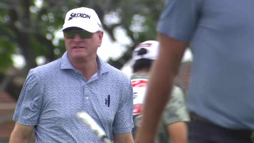 Steve Flesch makes birdie on No. 17 at Mitsubishi Electric Championship at Hualalai