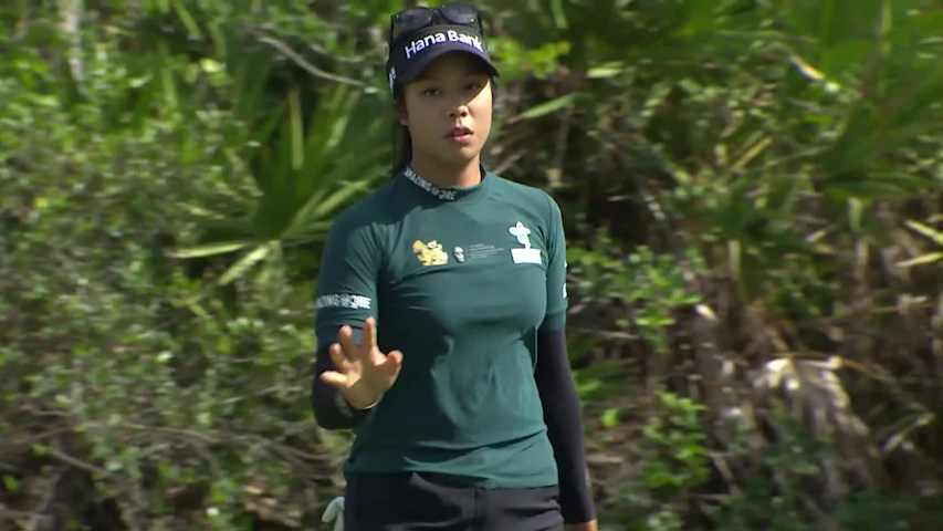 Patty Tavatanakit rolls in birdie putt at Grant Thornton