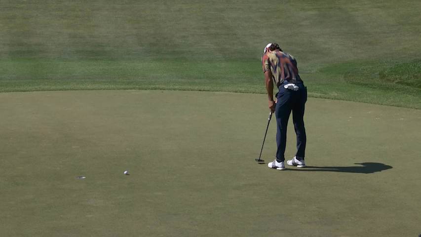 Marco Penge rolls in 8-foot birdie putt on No. 10 at Valspar