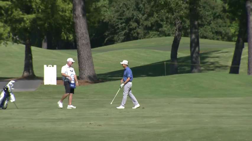 David Toms holes out eagle from the fairway at SAS Champ