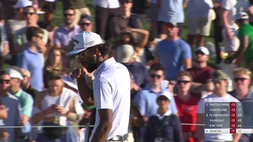Akshay Bhatia sinks 12-foot birdie putt on No. 18 at WM Phoenix Open
