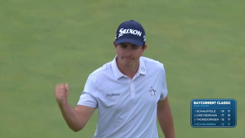 Nico Echavarria sinks 31-foot birdie putt for closing birdie at Baycurrent