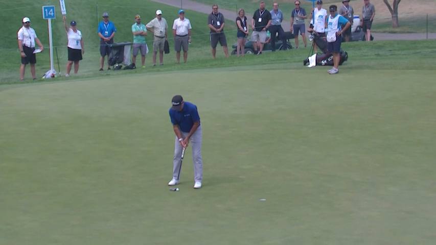 David McKenzie makes short birdie putt at Shaw Charity