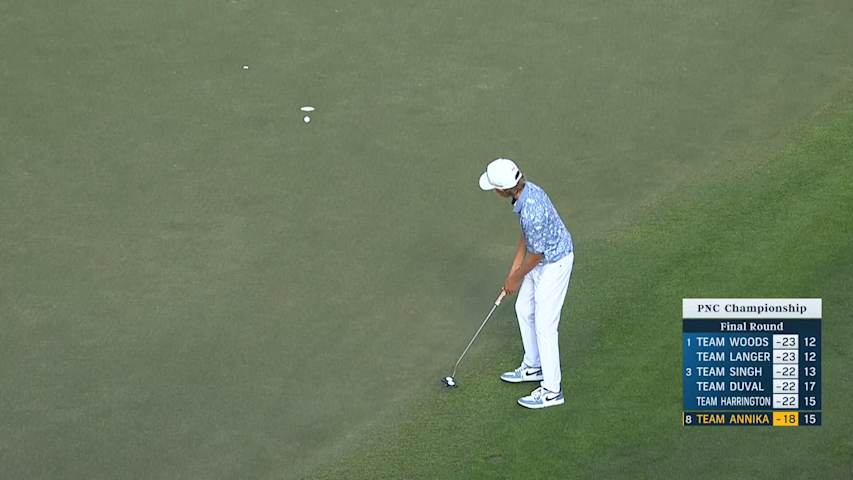 Will McGee knocks in birdie putt at PNC Championship