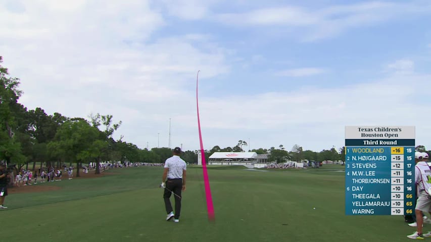 Gary Woodland hits 249-yard approach to 50 feet, sets up birdie on No. 16 at Texas Children's