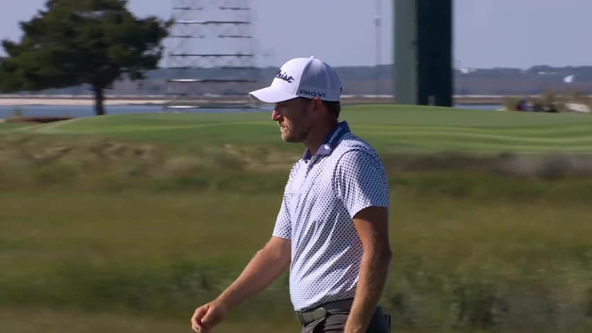 Lee Hodges sinks 23-foot birdie putt on No. 12 at The RSM Classic