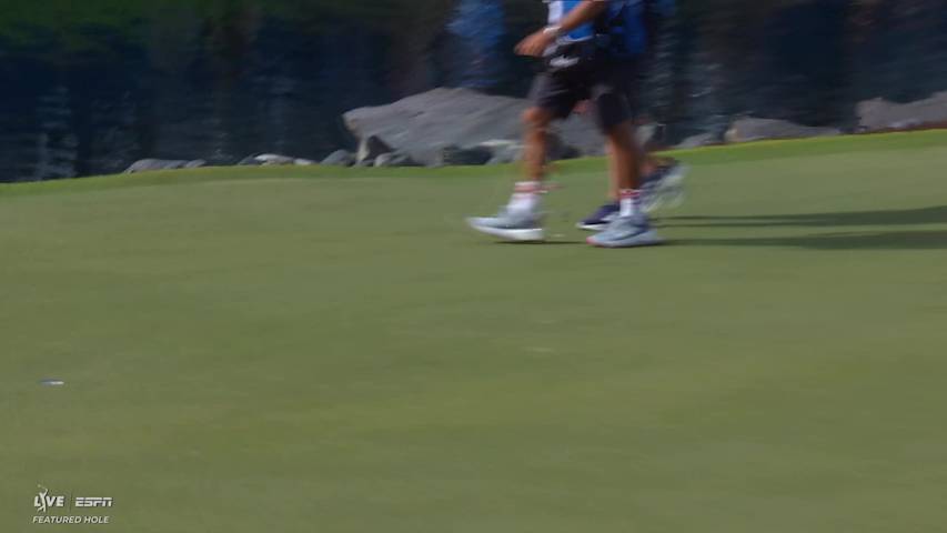 Rafael Campos sinks 33-foot birdie putt on No. 17 at The American Express