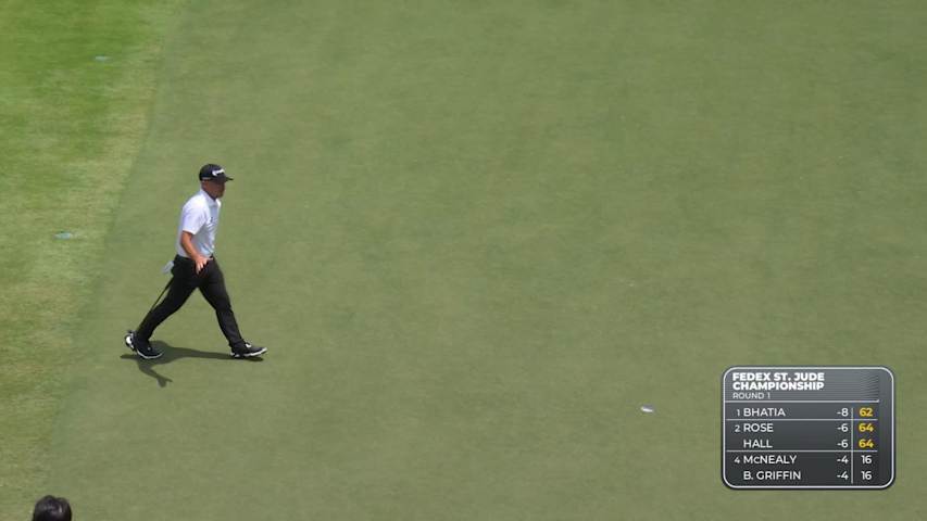 Brian Harman makes birdie on No. 18 at FedEx St. Jude