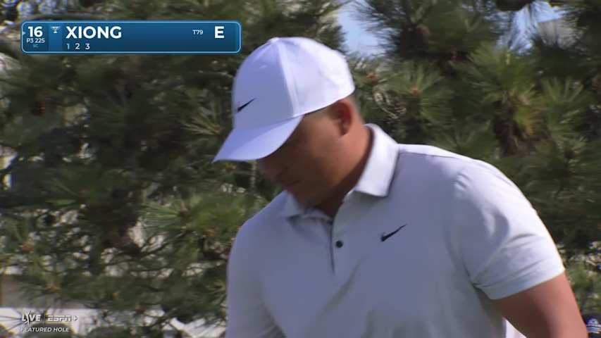 Norman Xiong's solid tee shot yields birdie at Farmers