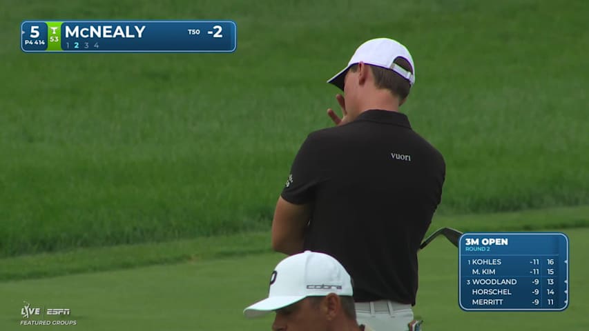 Maverick McNealy sinks 26-foot birdie putt on No. 5 at 3M Open