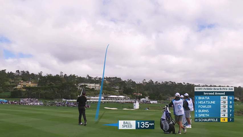 Xander Schauffele sinks 22-foot birdie putt on No. 8 at AT&T Pebble Beach