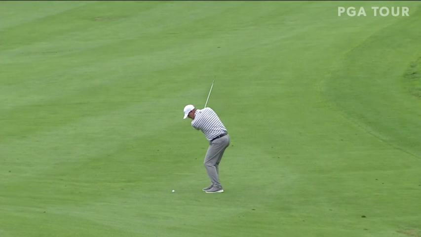Tom Gillis spins approach to set up birdie at Boeing Classic