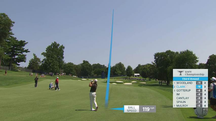 Wyndham Clark sinks 21-foot birdie putt on No. 4 at BMW Championship