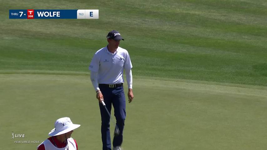 Jared Wolfe sinks a 45-foot birdie putt at Valero